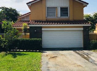 17531 NW 62nd Ct, Hialeah, FL 33015