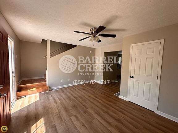 5th image of 121B Highland Ct #125-B