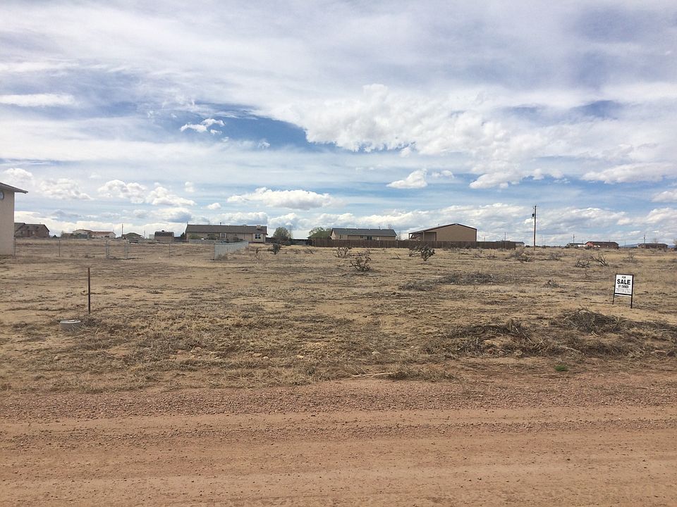 1st image of 1243 N Blazing Trail Dr