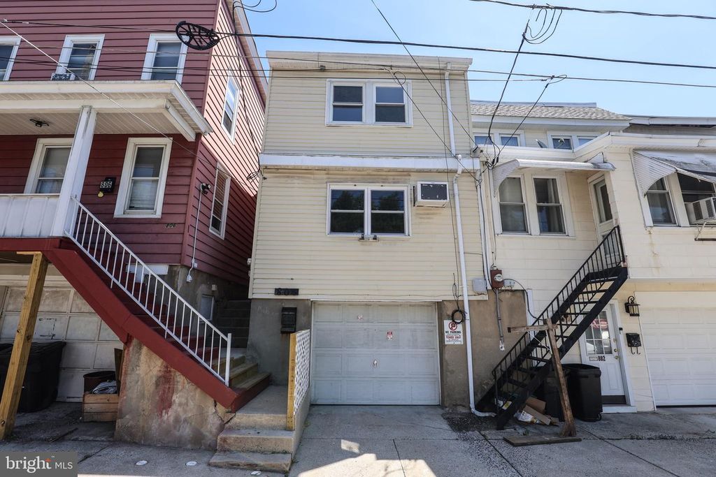 804 Water St, Pottsville, PA - View 2