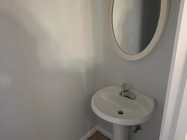 134 Point Place Dr — Photo 35