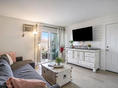 1050 Rock Springs Rd UNIT 106, Escondido, CA, 92026