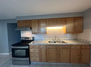 115 Johnson St APT 2, Pawtucket, RI 02860