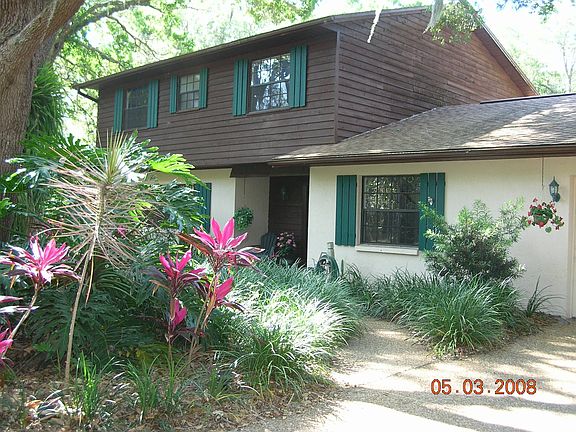 Lush easy-to-maintain