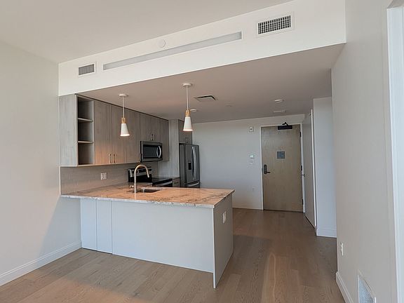 4th image of 67 Brighton Ave #51