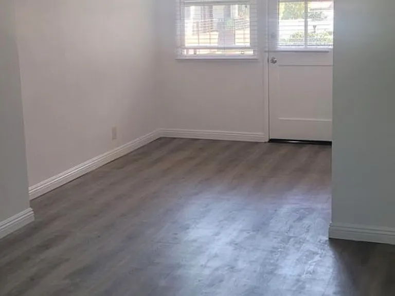 1653 N Vista St #2 — Photo 6