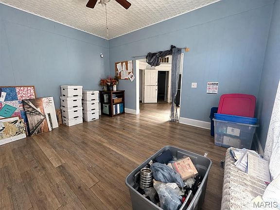 2nd image of 609 Church St