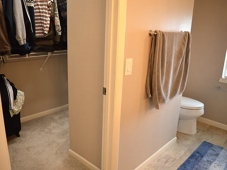 321 Alton Dr — Photo 5