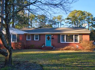 2815 Willow St, Wilmington, NC 28405