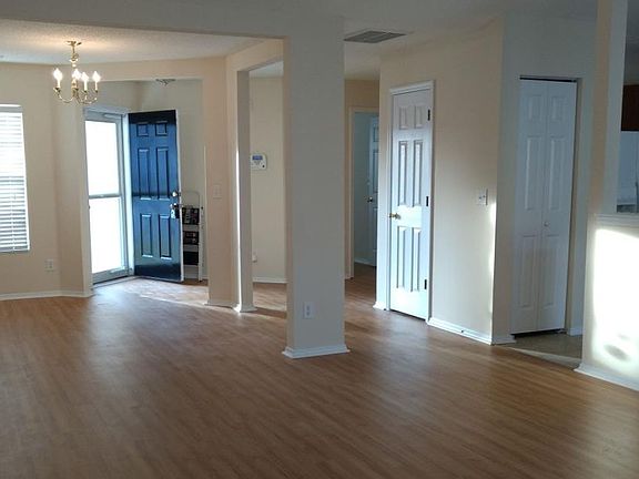 Bright Open Floor Plan