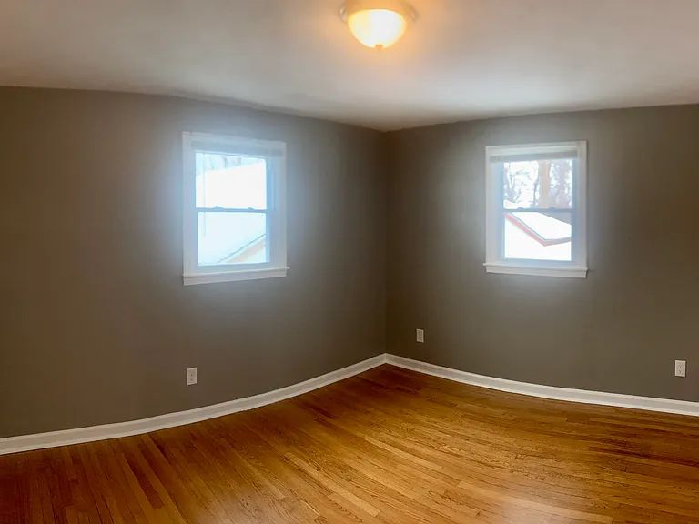 54 Muir Ave — Photo 11