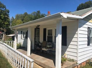 109 Sleepy Hollow Rd, Johnson City, TN 37604