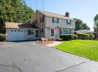 104 Brattle St, Worcester, MA 01606
