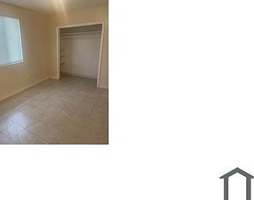 3rd image of 1720 Oak St