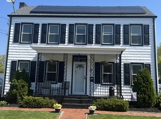 49 Compton St, Belford, NJ 07718