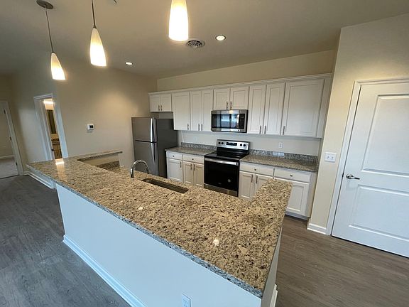 2nd image of 192 Erie Blvd #402