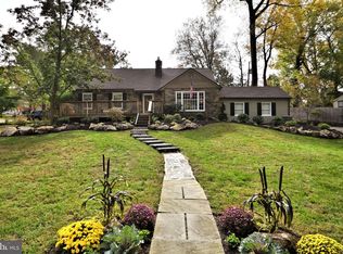 326 Valley Brook Rd, Ambler, PA 19002