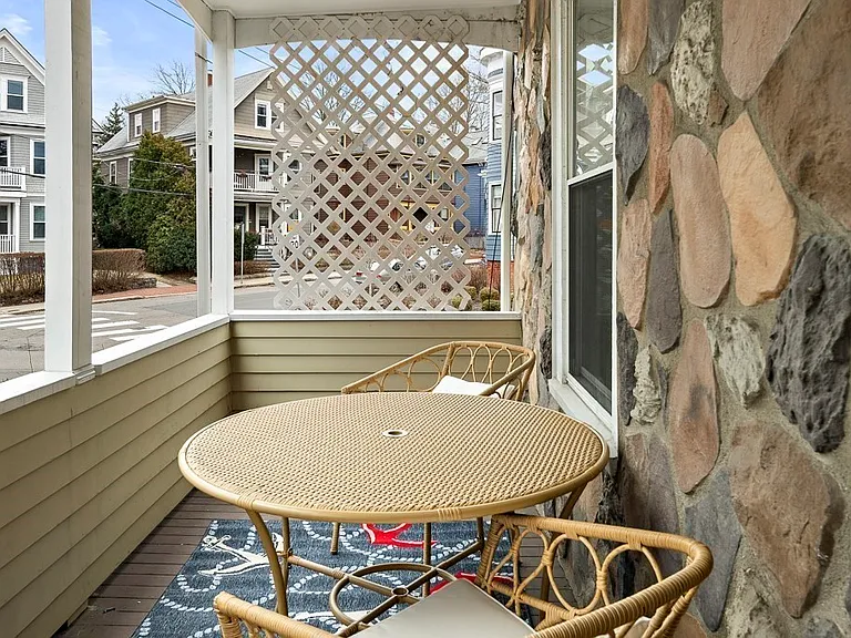 2 Hubbard Ave #1 — Photo 7
