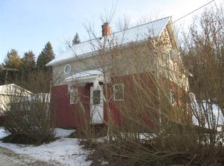 1375 Creamery Rd, Decorah, IA 52101