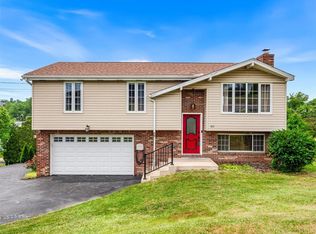 309 Comanche Dr, Belle Vernon, PA 15012