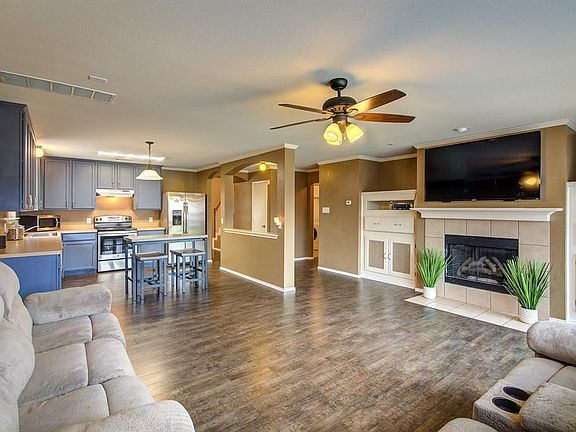 4th image of 2843 Westover Dr