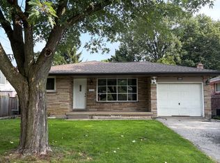 10 Miami Dr, Hamilton, ON L9C 2K3