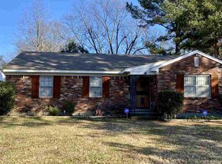 1854 S Dearing Rd, Memphis, TN 38117