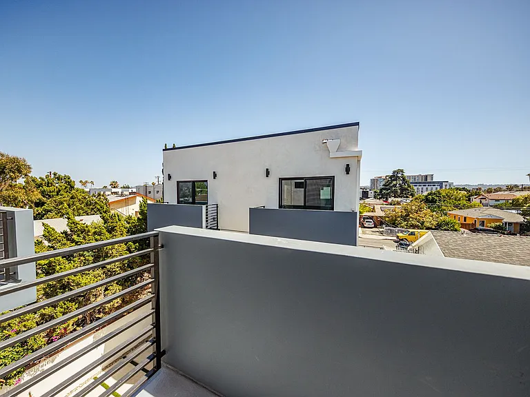 11311 Collins St — Photo 93