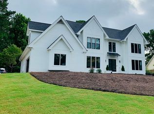 165 Pullman Trl, Roswell, GA 30075