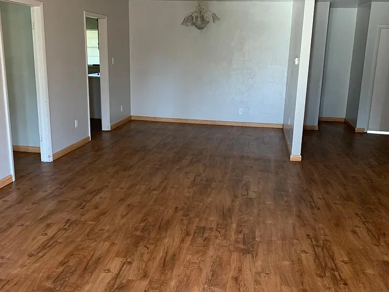 436 Mayfair Way — Photo 4