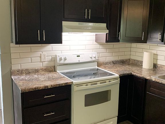 2nd image of 6705 Sandy Hill Dr