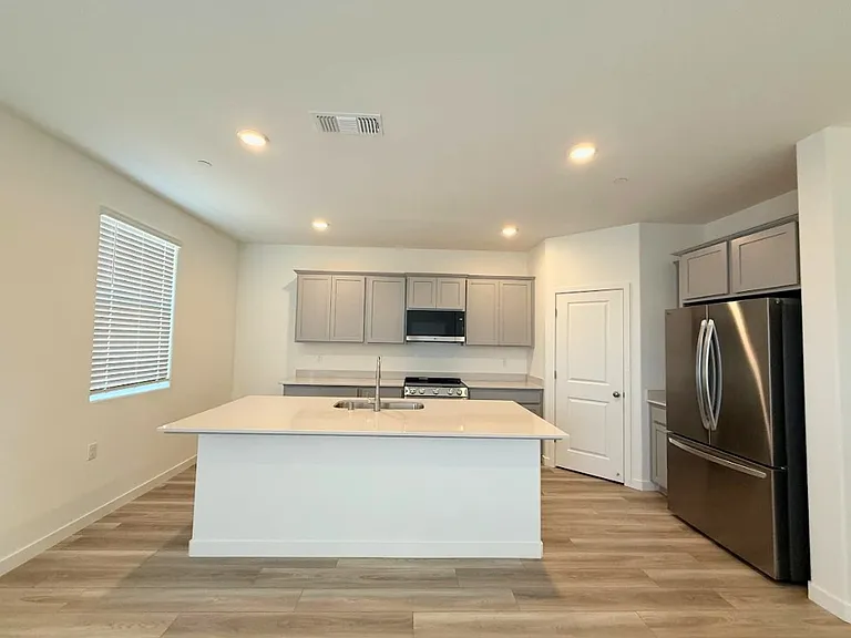 4796 Jema Way — Photo 6