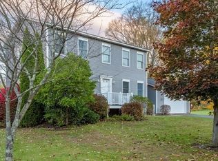 1 Poets Corner Rd, Amherst, MA 01002