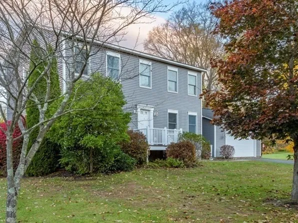 1 Poets Corner Rd, Amherst, MA 01002