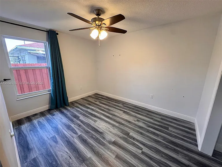 1158 NW 34th Ave #1 — Photo 10