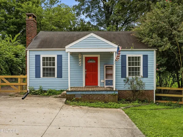 966 Poplar St, Alcoa, TN 37701