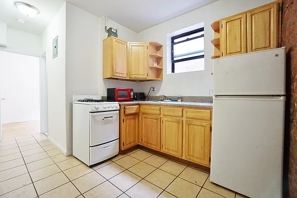 Rented by Best Apartments North Inc | media 11