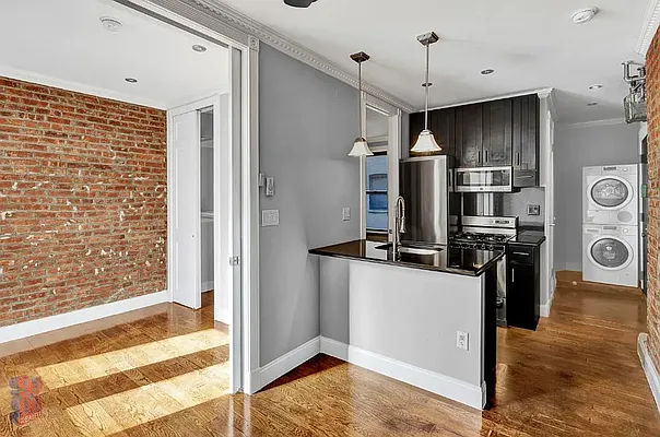 Rented by REAL New York | media 9