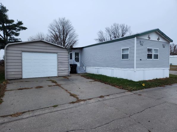 2305 E 19th St N LOT 32