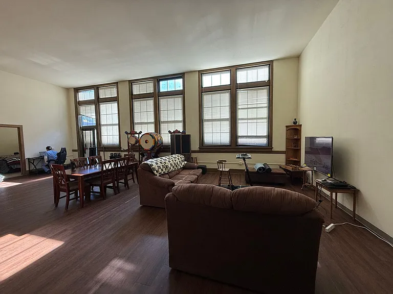 East High Apartments — Photo 65