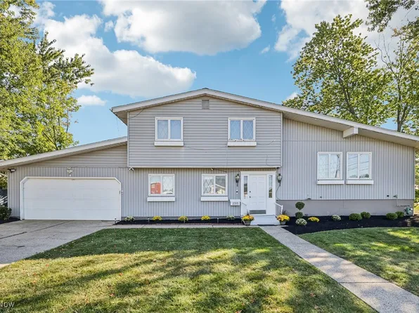 2315 Mark Dr, Lorain, OH 44052