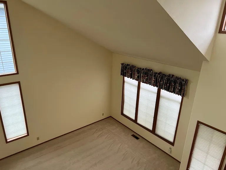 23713 NE 25th Way — Photo 22