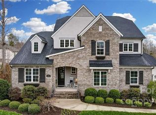8704 Deakin Ct, Waxhaw, NC 28173