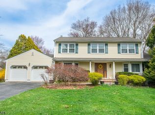 30 Clearfield Rd, Succasunna, NJ 07876