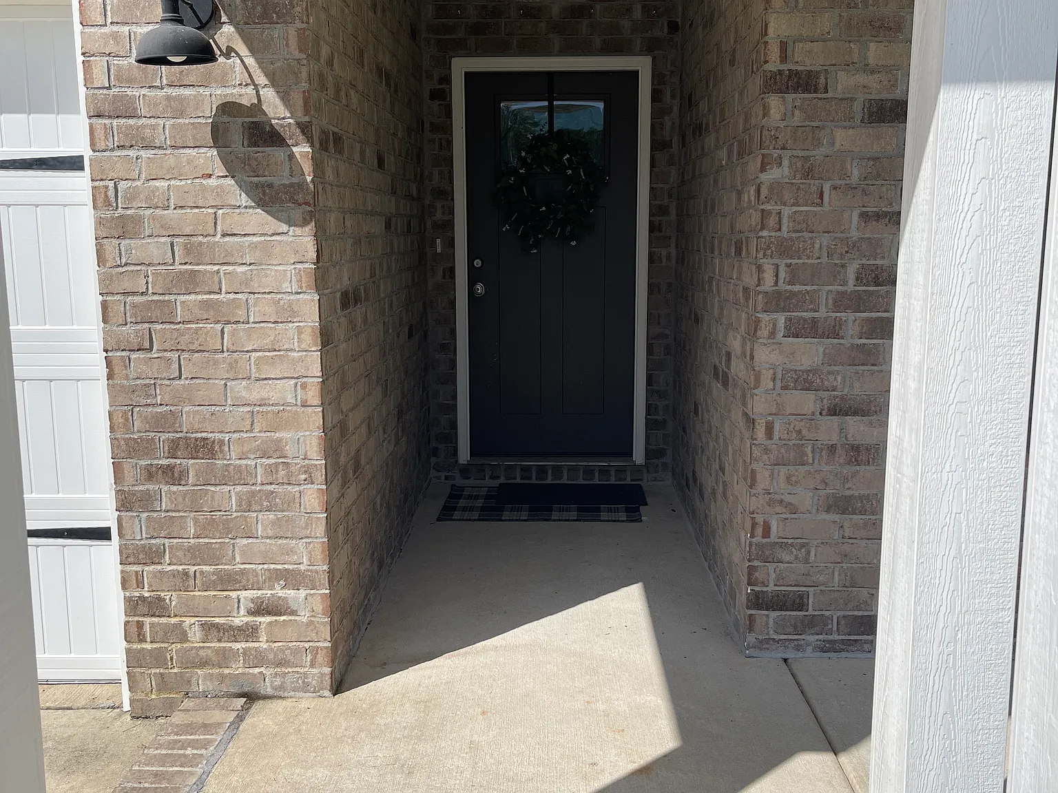 3 bed, 1398 sqft, $1,950 — Photo 3