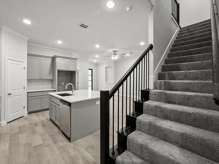 2355 Spring Park Blvd — Photo 25