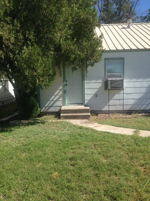 1st image of 102 N Lake St