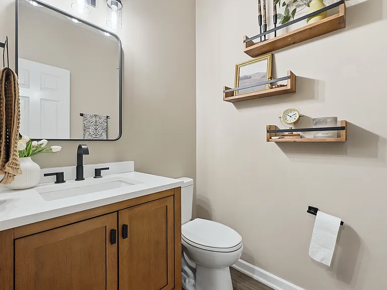 7621 Idlebrook Dr — Photo 12