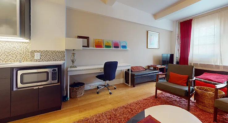 Rented by Bond New York | media 6