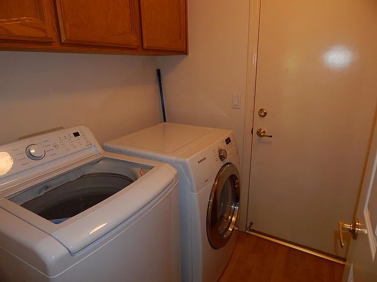 2913 Prado Ln — Photo 15